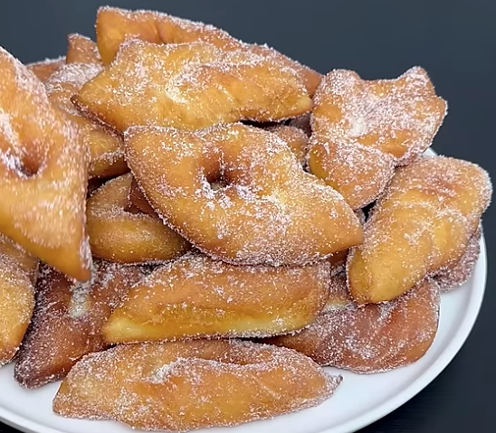 Bugnes Moelleuses recette de maman